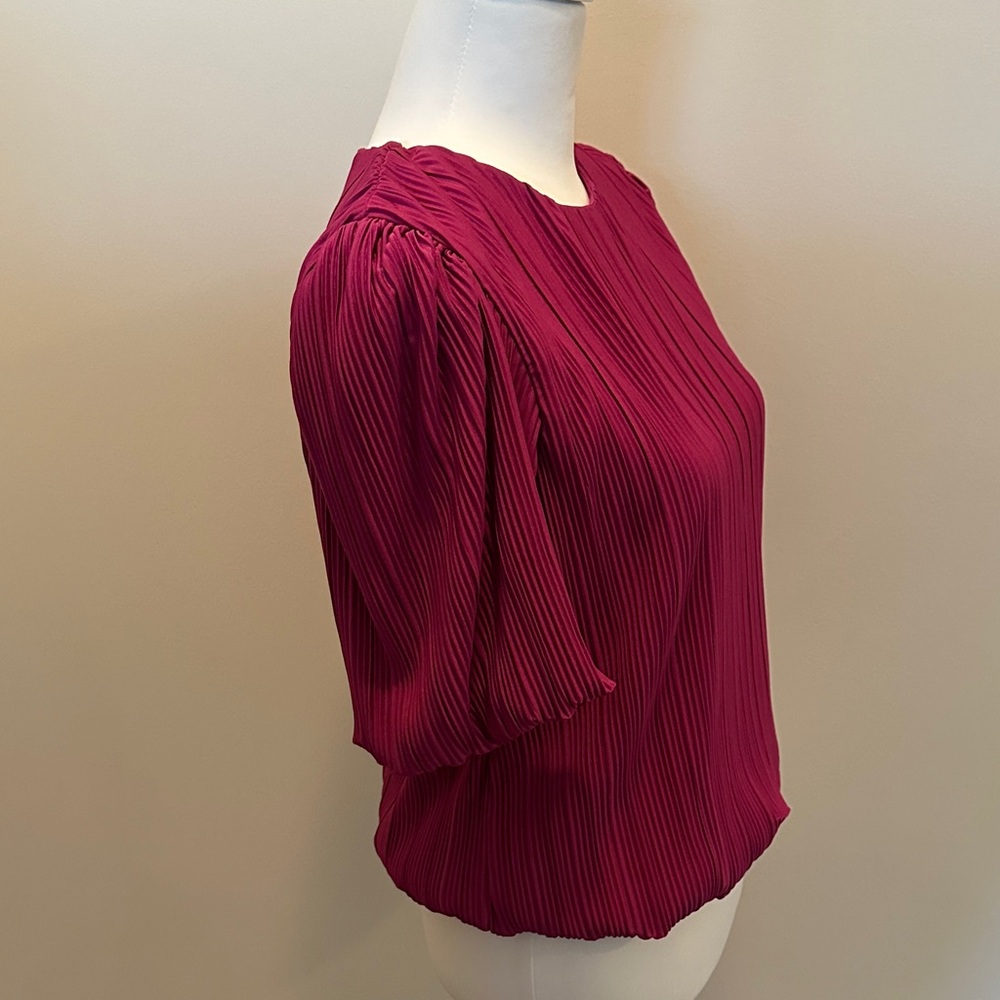 Evereve Pleated Blouse - Picture 3 of 6